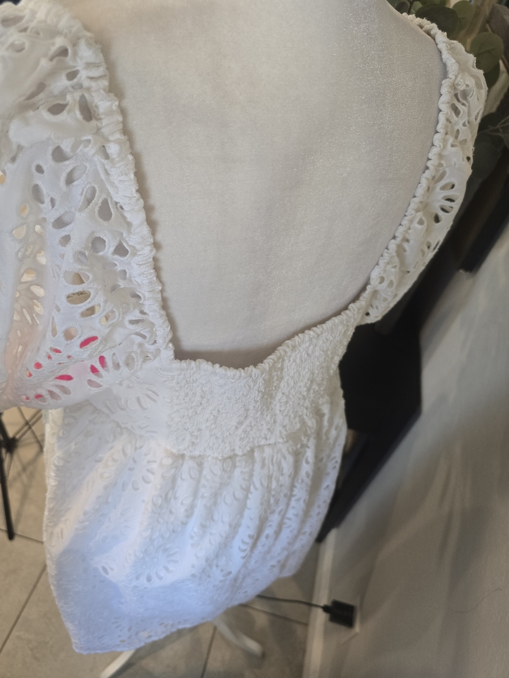 Lilly Pulitzer Women's Resort White Kay Short Puff Sleeve Eyelet Dress 10 - Picture 6 of 8